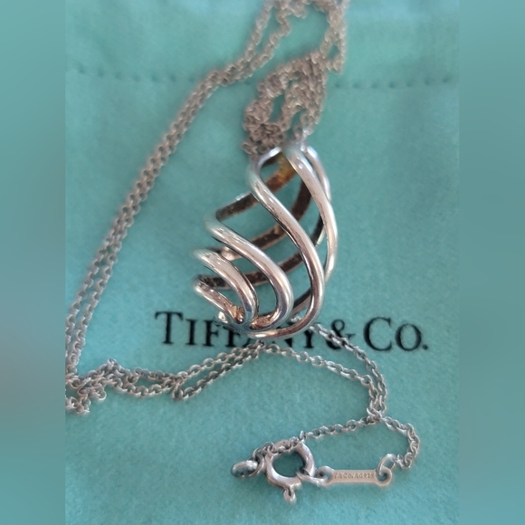 Tiffany & Co. Jewelry - Tiffany & Co. Silver Ribbed Pendant Necklace